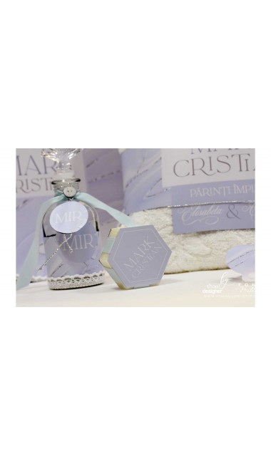 Trusou de botez pattern marmura albastra cu insertii argintii si broderie customizata 9